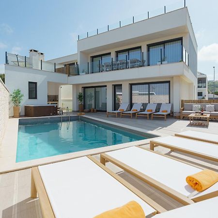 לוריניה Beach Villa With Ocean View מראה חיצוני תמונה