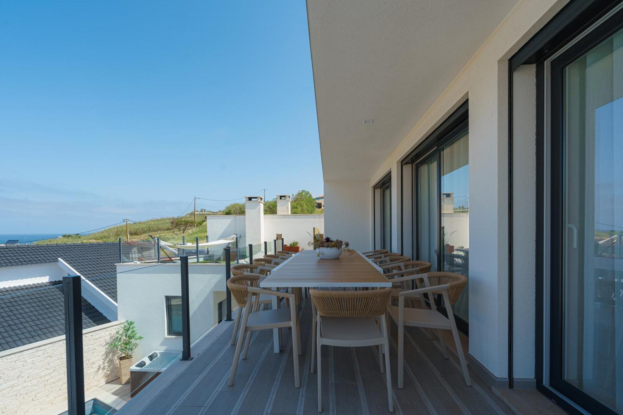 לוריניה Beach Villa With Ocean View מראה חיצוני תמונה